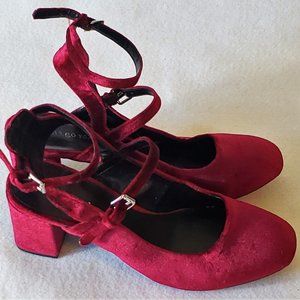 Indigo Rd. Adorable ROSE R. Velvet Ankle S…